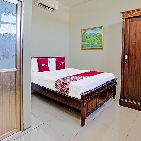 Hotel Oyo 91587 Griya Buah De5 Syariah à Sidoarjo Extérieur photo