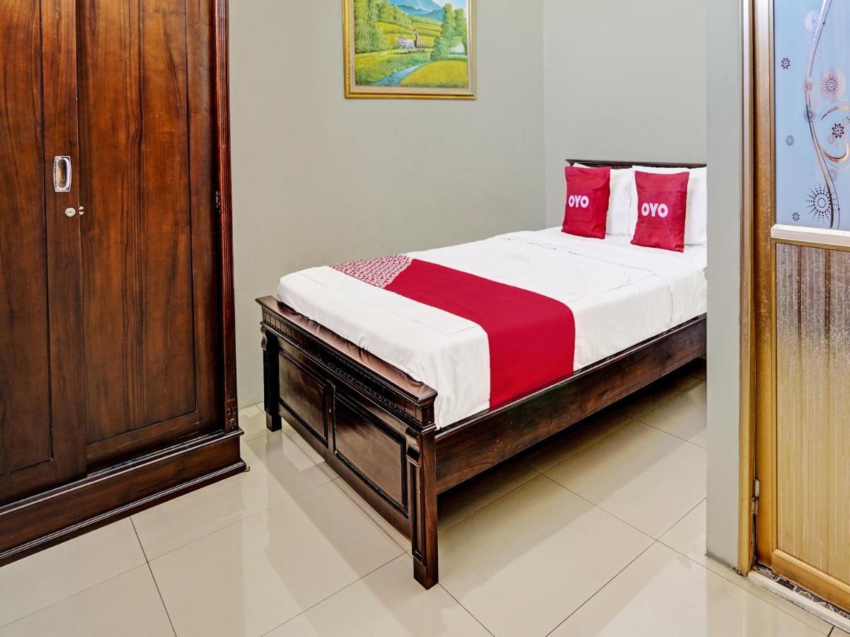 Hotel Oyo 91587 Griya Buah De5 Syariah à Sidoarjo Extérieur photo