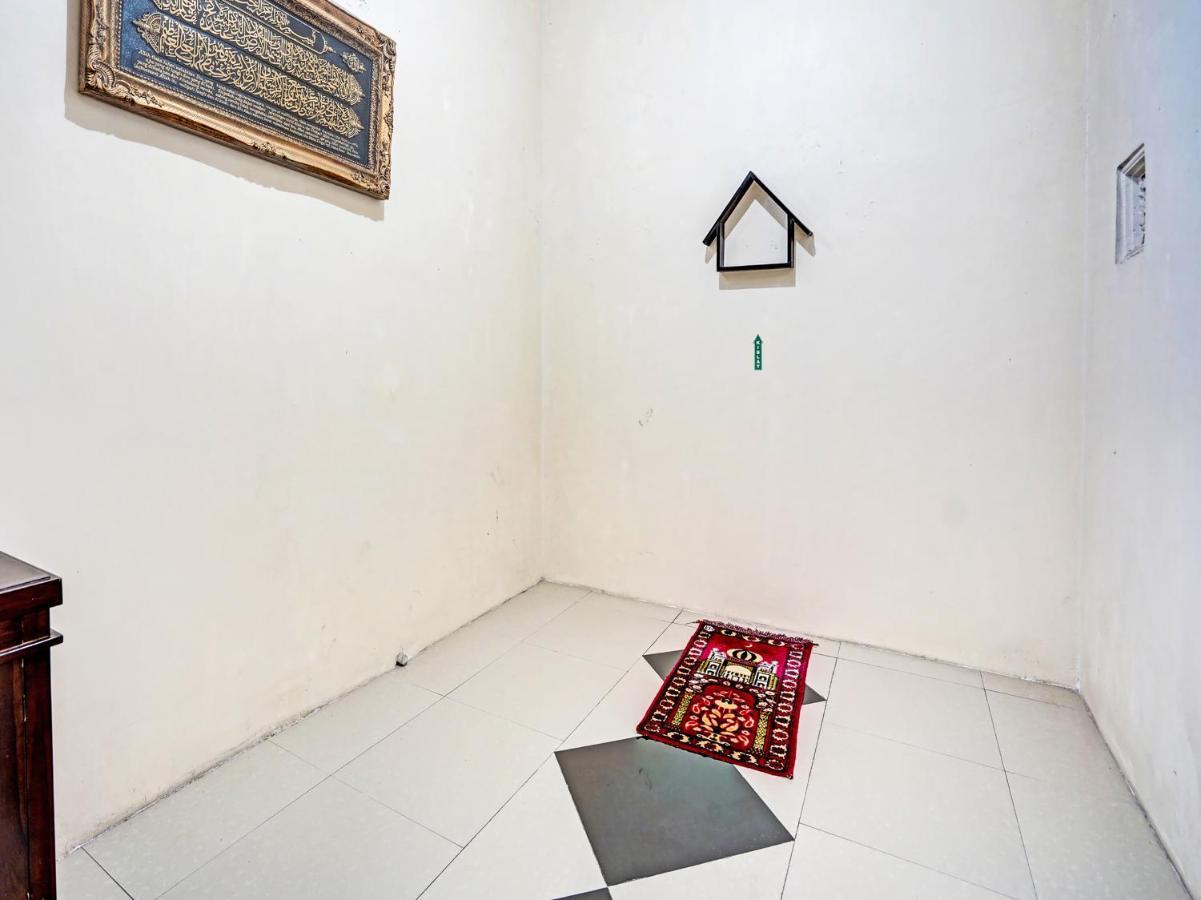 Hotel Oyo 91587 Griya Buah De5 Syariah à Sidoarjo Extérieur photo