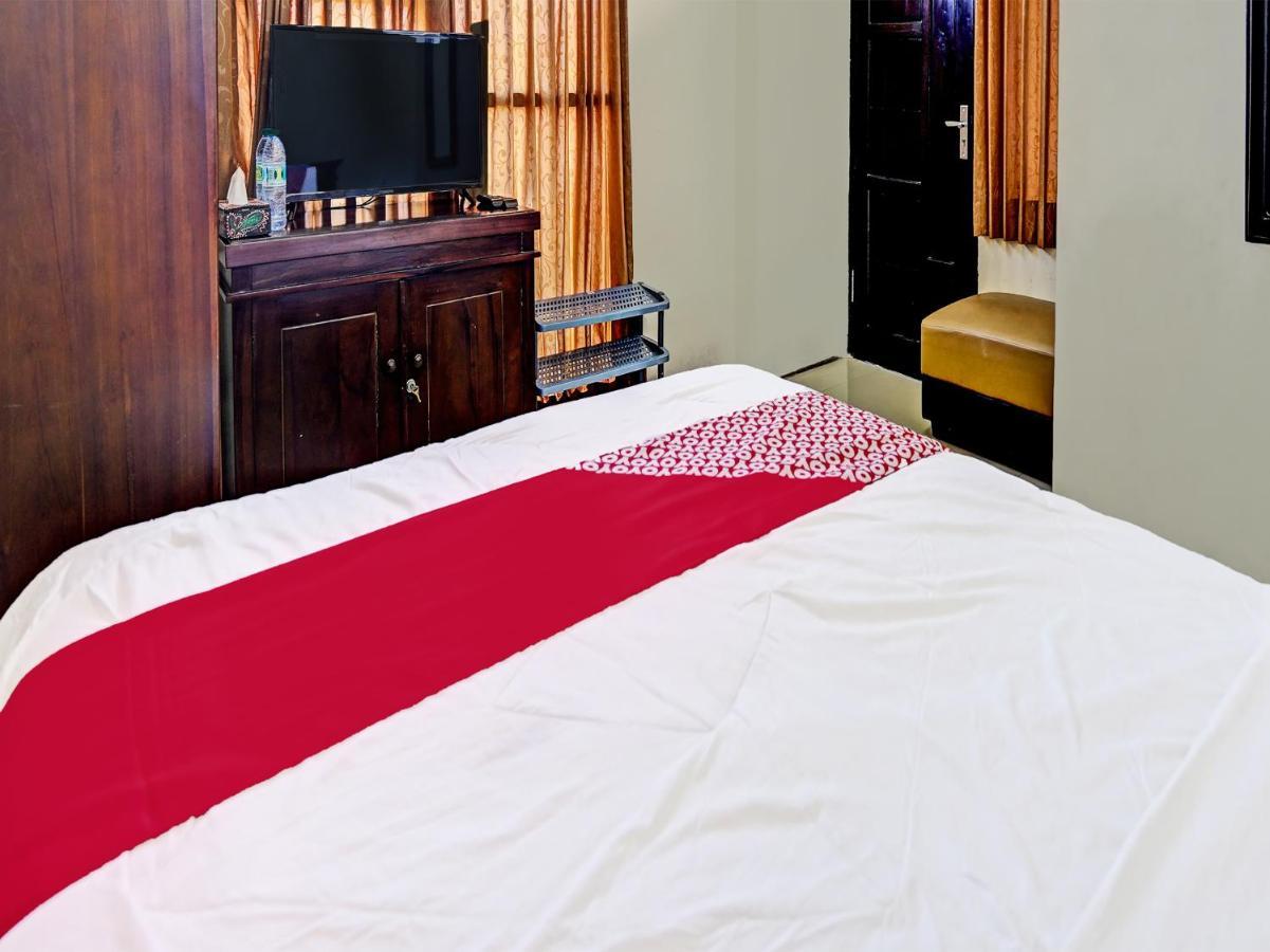 Hotel Oyo 91587 Griya Buah De5 Syariah à Sidoarjo Extérieur photo