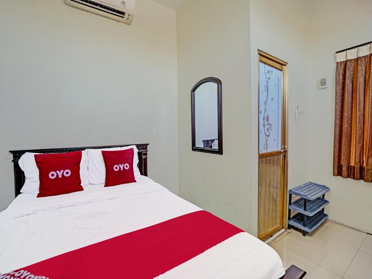 Hotel Oyo 91587 Griya Buah De5 Syariah à Sidoarjo Extérieur photo
